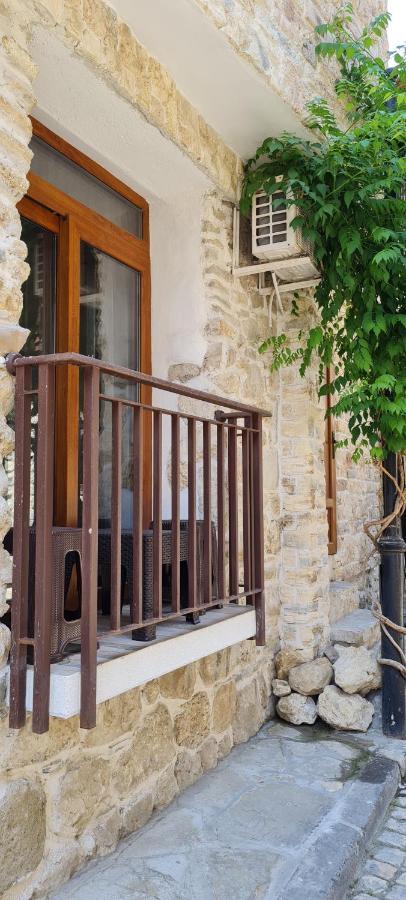 Kirios Hotel Nesebar Exterior foto