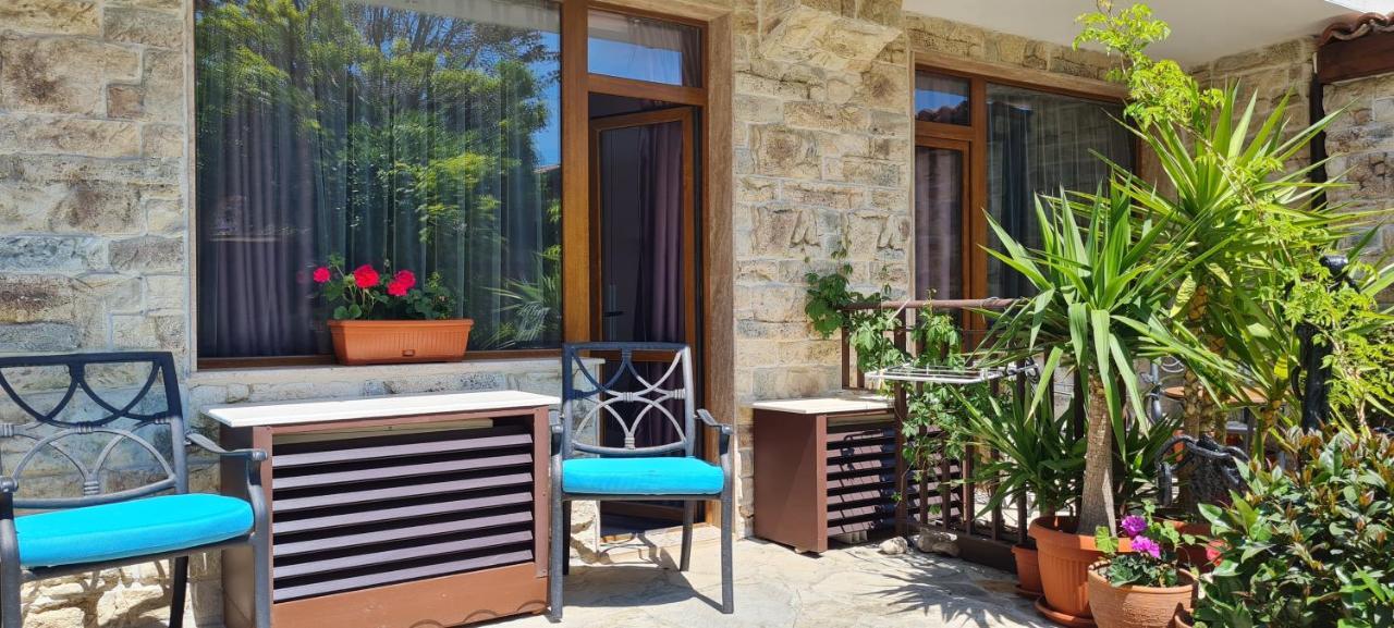Kirios Hotel Nesebar Exterior foto