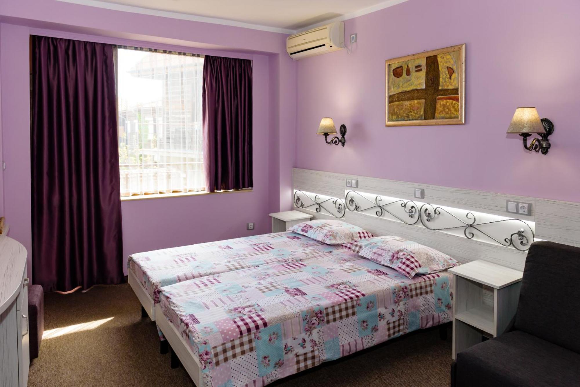 Kirios Hotel Nesebar Exterior foto